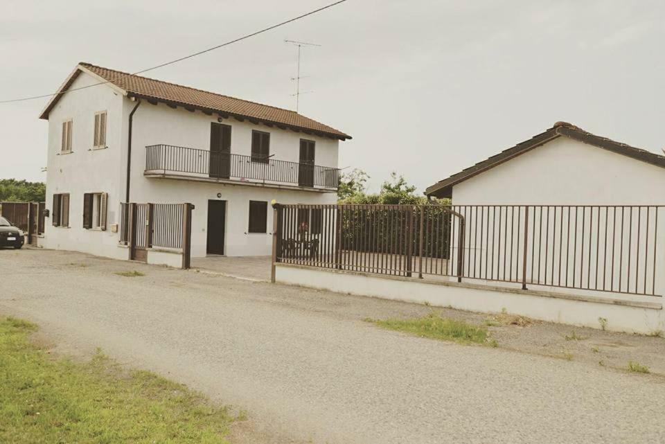 Gaietta Bed and Breakfast Frassineto Po Εξωτερικό φωτογραφία